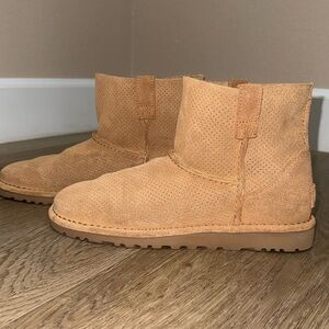 COPY - Ugg Australia boots Classic Unlined mini perf Tawny womens size 9